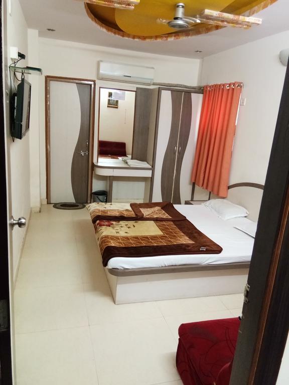 Hotel Sudarshan Nāthdwāra Eksteriør billede
